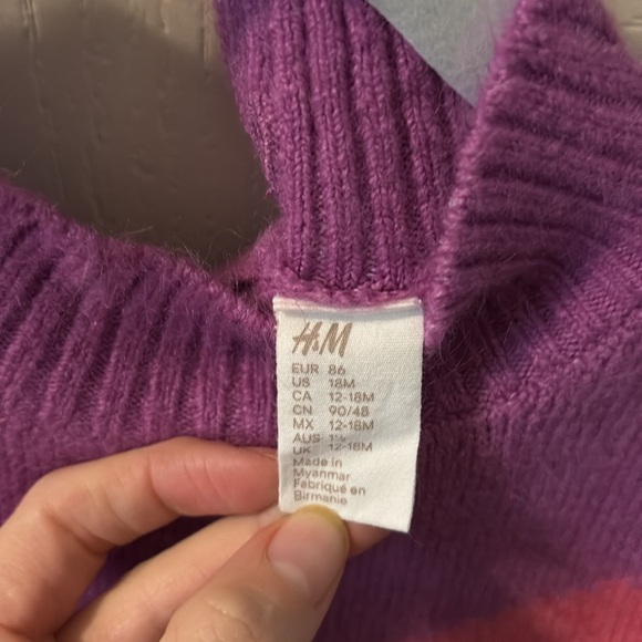 H&M 12-18m color block bright sweater - Picture 2 of 3